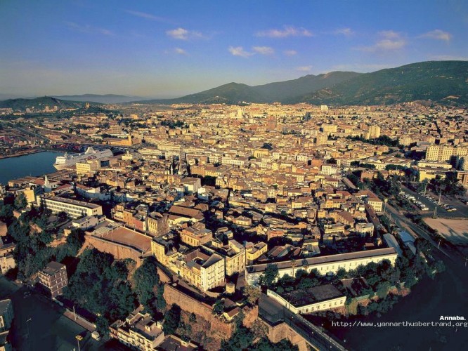 مطمع مدينة مدن للاستعمار كانت عنابة العريقة الجزائرية الجزائر 24646