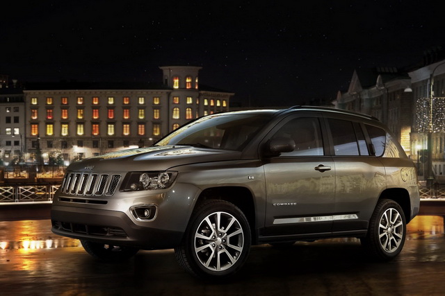 الحصرى كله وااااو هو دة الجديد - جيب كومباس 2020 من السيارات الكروس اوفر ذات الاربع ابواب 2014 Jeep Compass 22