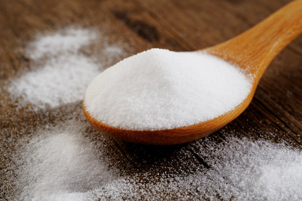 استخدامات بيكربونات الصوديوم للجسم - ستفاجئين من النتيجة يا ويلي عليها Baking Soda Shutterstock