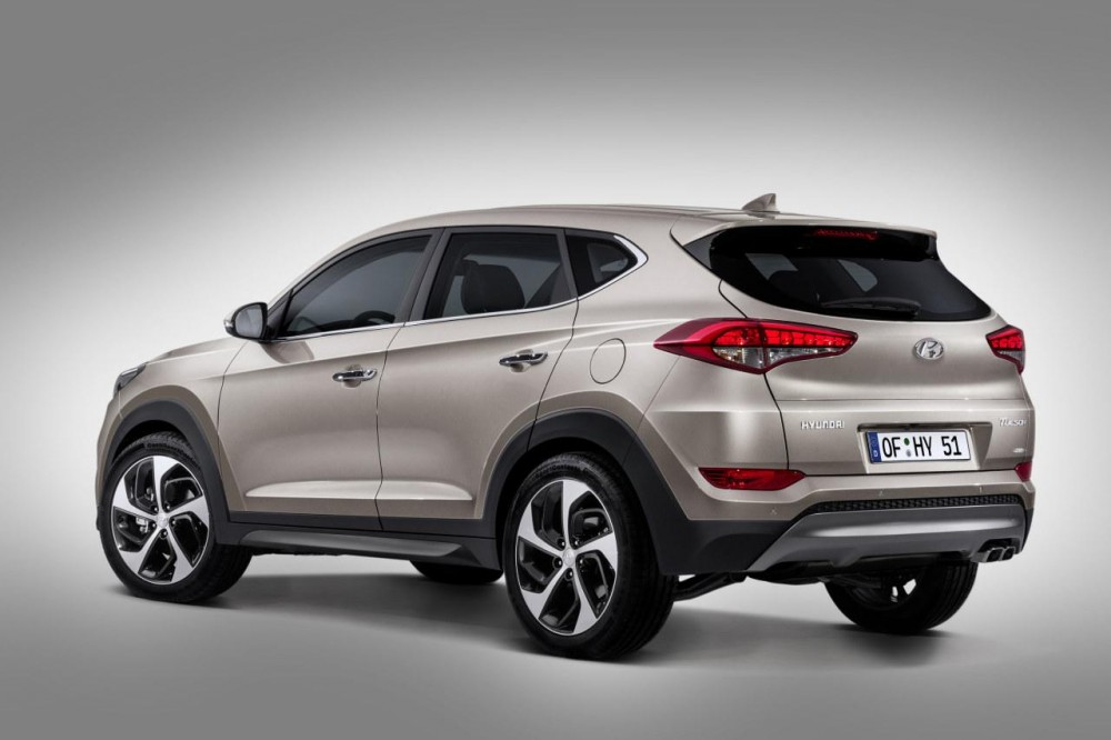 اسعار و مواصفات هونداي 2020 - احسن سيارة في العالم توفر بنزين Rear Of The Car Hyundai Tucson 2016