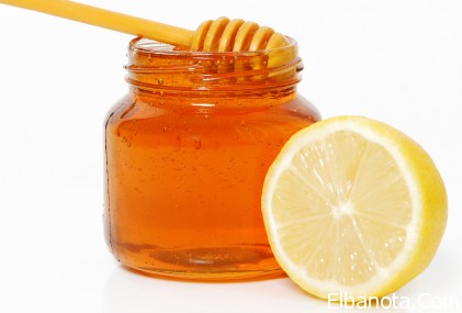 فوائد العسل والليمون للبشرة الدهنية - العسل واللمون اسطورة الترطيب والتفتيح Honey And Lemon