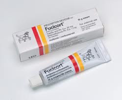 فيوسيكورت للقضاء علي حب الشباب Fucicort Cream