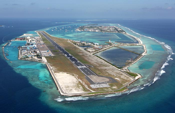 المالديف وجمالها - صور ومعلومات عن تقع جزر المالديف Maldives Airport