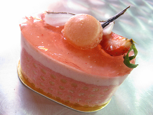 حلويات الصيف لذيذة تكون باردة لتخفف من حرارة - اتبعوا طريقة التحضير بالخطوات المصوره Strawberry Mousse 0