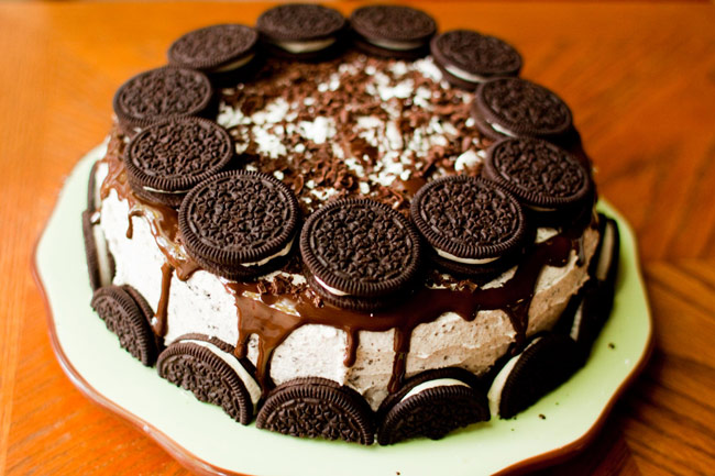 طريقة عمل كيكة الاوريو بالصور - لعشاق الاوريو راح تنخبلون بتلك الوصفة Cake Oreo