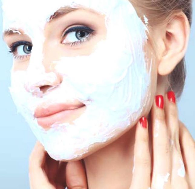 وصفات طبيعية للوجه الدهني - تخلصي من الدهون الزائدة بشكل صحيح 1379330554 219 Natural Face Mask