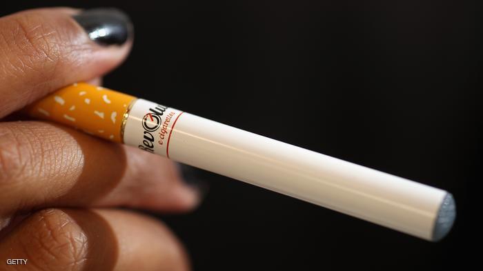 السجائر الالكترونية اخطر 15 مرة من "العادية" , ملف كامل عن السجائر